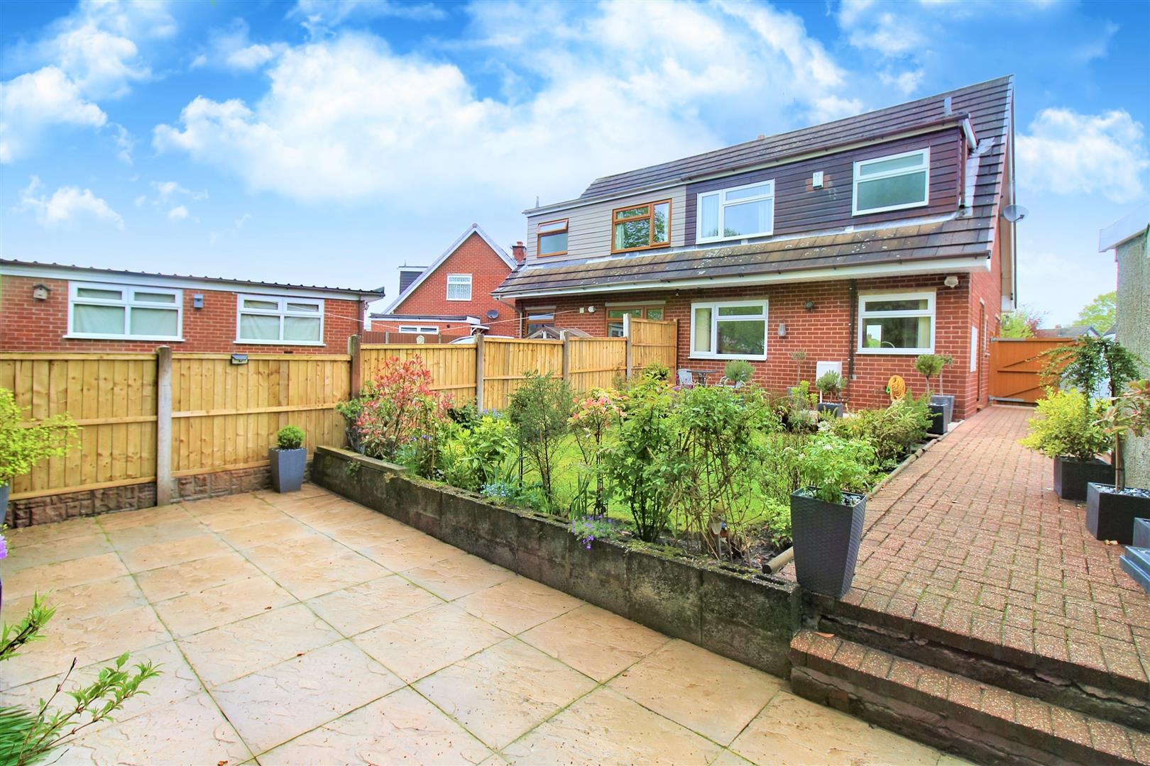 Cadeby Grove, Milton, Stoke-On-Trent